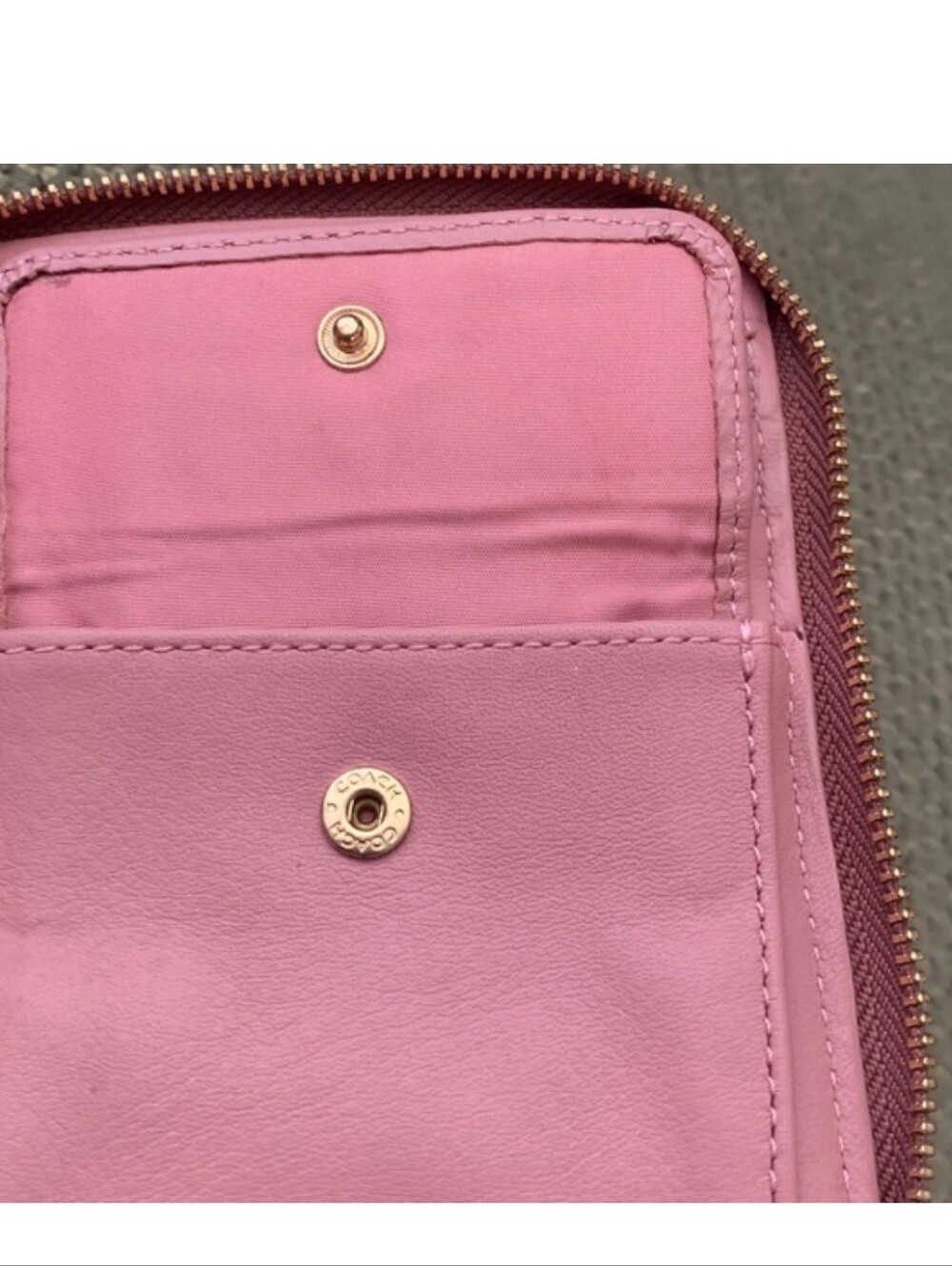 Coach Saffiano Zip-Around Wallet in Dusty Mauve EUC - Picture 8 of 12